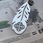 Feather - ريشة - 7 - مفرغ -Bookmark